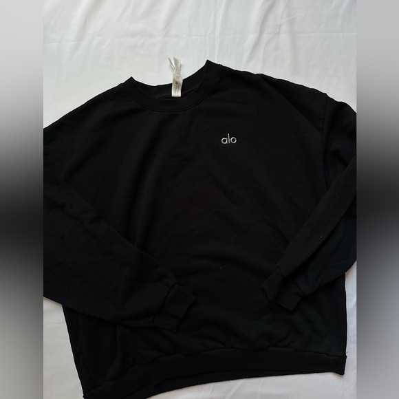 alo Accolade Crew Neck Pullover in Black - Picture 13 of 14